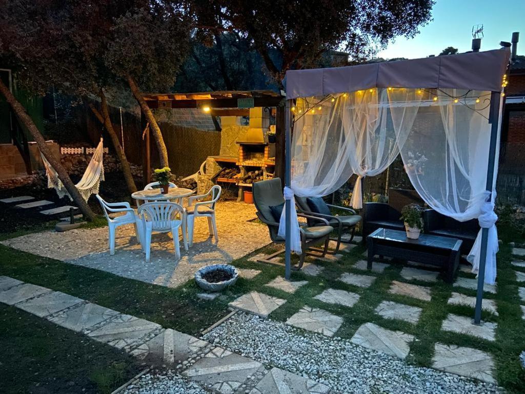 Desconexion Y Paz, Cabana En La Sierra Albalate De Zorita Exteriér fotografie